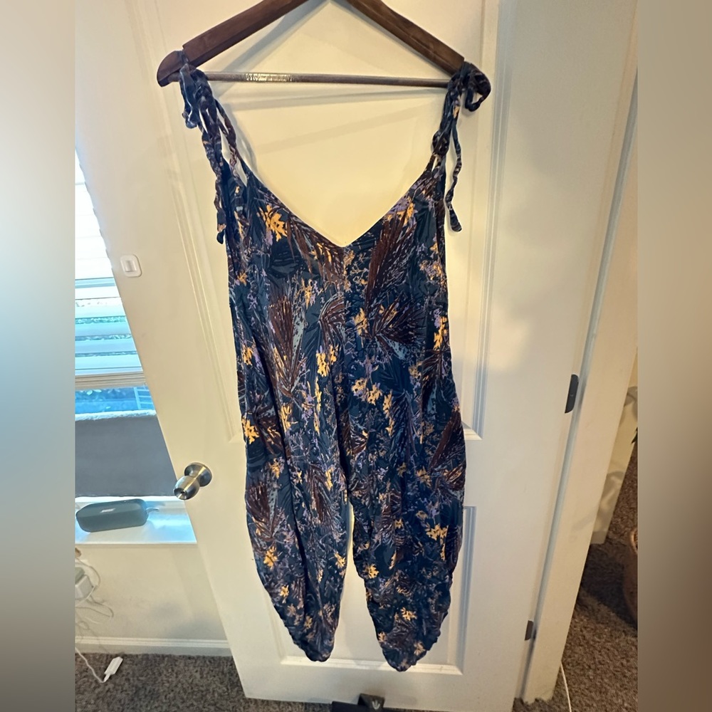 Free People Jumper - Size XS - Good Condition